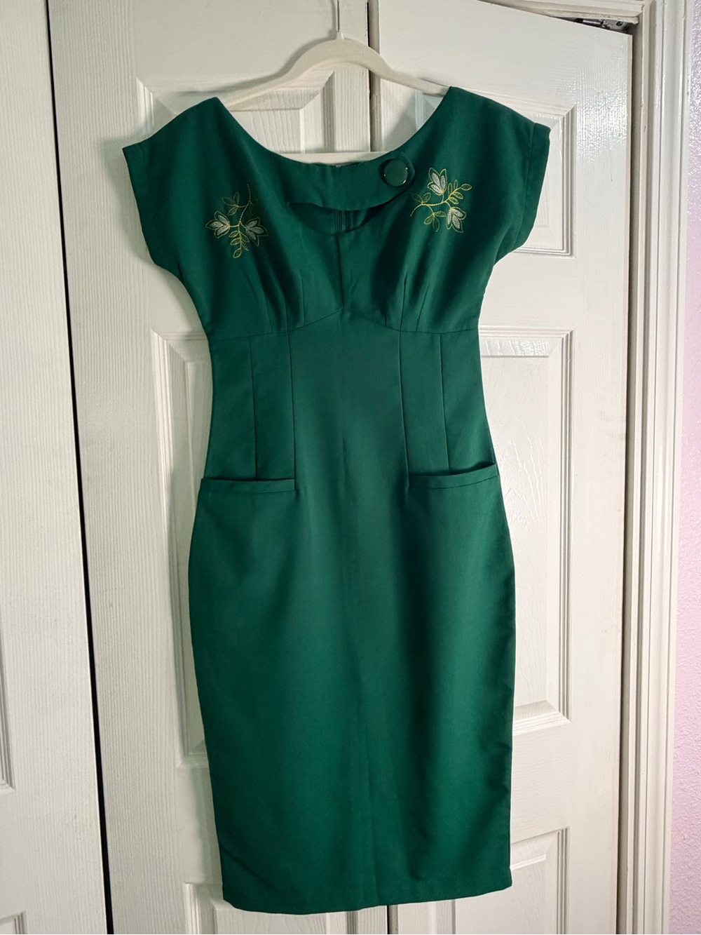 Bettie Page style dress by Tatyana Elegant Green Cap-Sleeve Dress Embroidered
